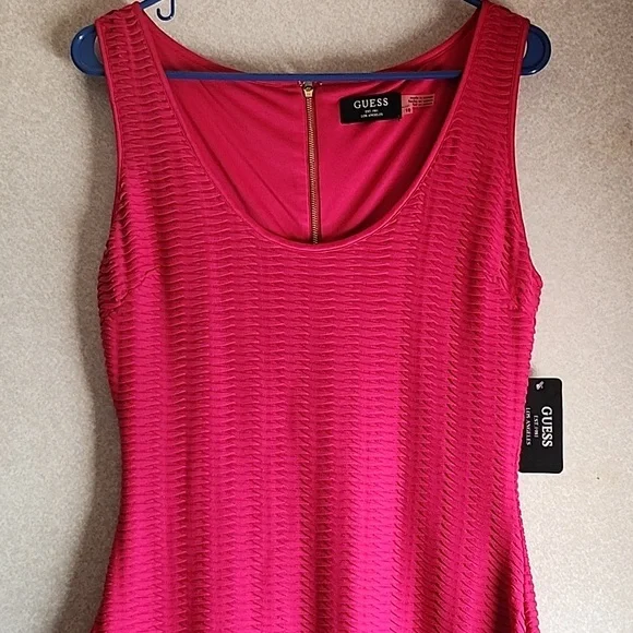 NWT Guess Dress - Picture 4 of 5